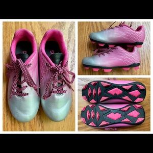 Dick’s Sporting Goods Kids Soccer Cleats Size 11